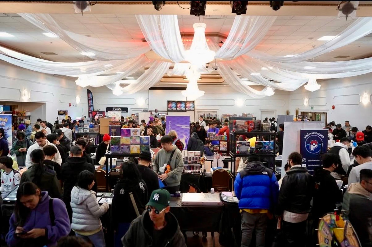 A packed hall of collectors browsing vendor tables at the Vancouver Westside Collectibles Convention